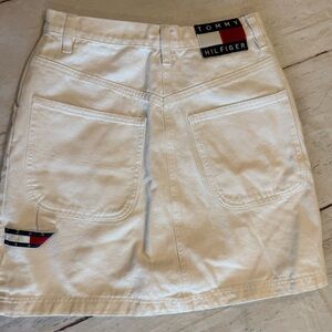 Tommy Hilfiger Women's White Mini Skirt
